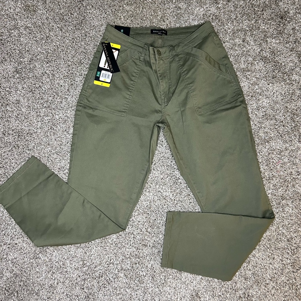 Banana Republic Pants Olive Size 6 NWT